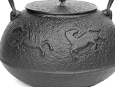 Чугунный чайник нанбу текки IWACHU 1,5 л., арт. 11937