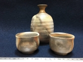 Винтажный набор посуды для саке Bizen 備前焼  (мастерская  Konishi (小西陶古 造)) (1 кувшин, 2 чашки. Япония 1950-1980гг.), арт. HB7909-02