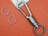 Карабин разъемный вращающийся с заводным кольцом из титана VipXHoReCa, арт. VH12064
