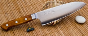 Кухонный нож Sanetu, серия ZDP-189 (европейская ручка), Santoku 165мм, арт. ZDP-189S - Магазин Японских кухонных туристических ножей VIP-HoReCa