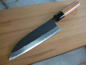 Кухонный нож Shigefusa, серия Kurouchi, Santoku 170мм, (обломан кончик ножа (размер слома 0,5мм)),  арт. Shigefusa_01 -//- - Магазин Японских кухонных туристических ножей VIP-HoReCa