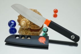 Кухонный нож Tojiro, серия Special, Santoku 105мм (черный), арт. FK-405 - Магазин Японских кухонных туристических ножей VIP-HoReCa