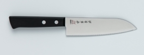 Кухонный нож Kanetsugu, серия EXCEL, Santoku 135мм (Serrated, деревянная рукоять), арт. 2015 - Магазин Японских кухонных туристических ножей VIP-HoReCa