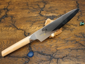 Кухонный нож KAI, серия 10000CL, Gyuto 180мм, арт. AE-5255 - Магазин Японских кухонных туристических ножей VIP-HoReCa