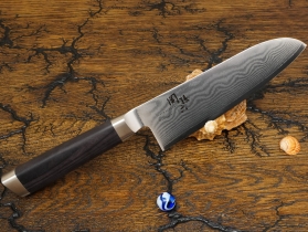 Кухонный нож KAI, серия Damascus, Santoku 165мм, арт. AE-5200 - Магазин Японских кухонных туристических ножей VIP-HoReCa
