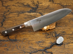Кухонный нож KAI, серия Mokuren, Santoku 165мм, арт. AE-5156 - Магазин Японских кухонных туристических ножей VIP-HoReCa
