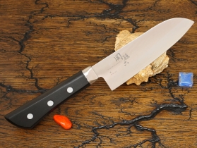 Кухонный нож KAI, серия Akane, Santoku 145мм, арт. AE-2906 - Магазин Японских кухонных туристических ножей VIP-HoReCa