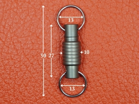 Карабин из титана разъемный вращающийся с насечками (кольца из нержавеющей стали) VipXHoReCa, арт. VH12079 - Магазин Японских кухонных туристических ножей VIP-HoReCa