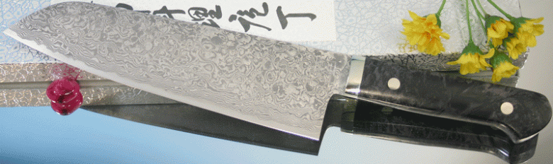 Кухонный нож Mr. Itou (Hiroo Itou), Maple Burl Handle (Кап клена), R2, Santoku 200мм, арт. Mi-Sa94