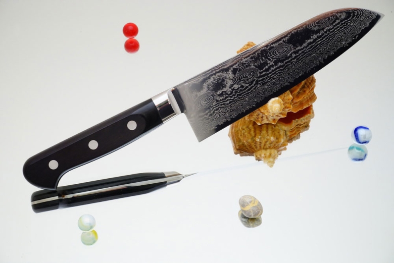Кухонный нож Ryusen Hamono, серия Bonten-Unryu, Santoku 170мм, арт. BU-107