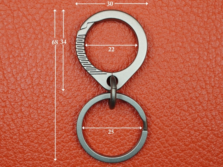 Карабин с соединительным и заводным кольцами из титана VipXHoReCa, арт. VH12035