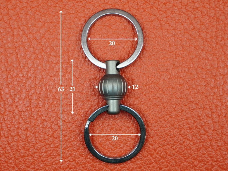 Карабин из титана разъемный вращающийся с насечками (кольца из нержавеющей стали) VipXHoReCa, арт. VH12051